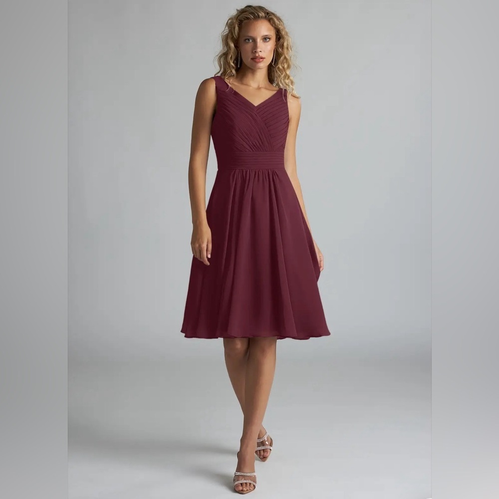 Azazie Grace Cabernet A-Line Pleated Chiffon Dress Tank Style Pleats Size A0